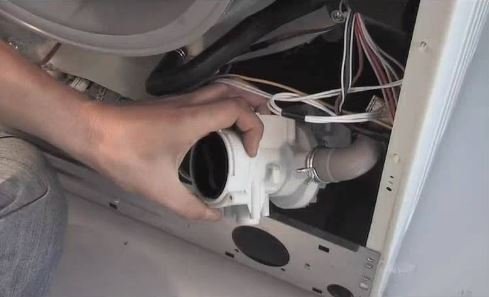 How to Repair Washing Machine Leaking from the Bottom